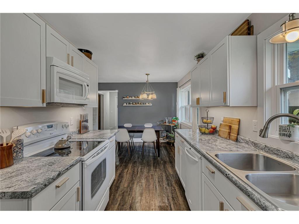 990 Hassan Street SE Hutchinson MN 55350 6810735 image11