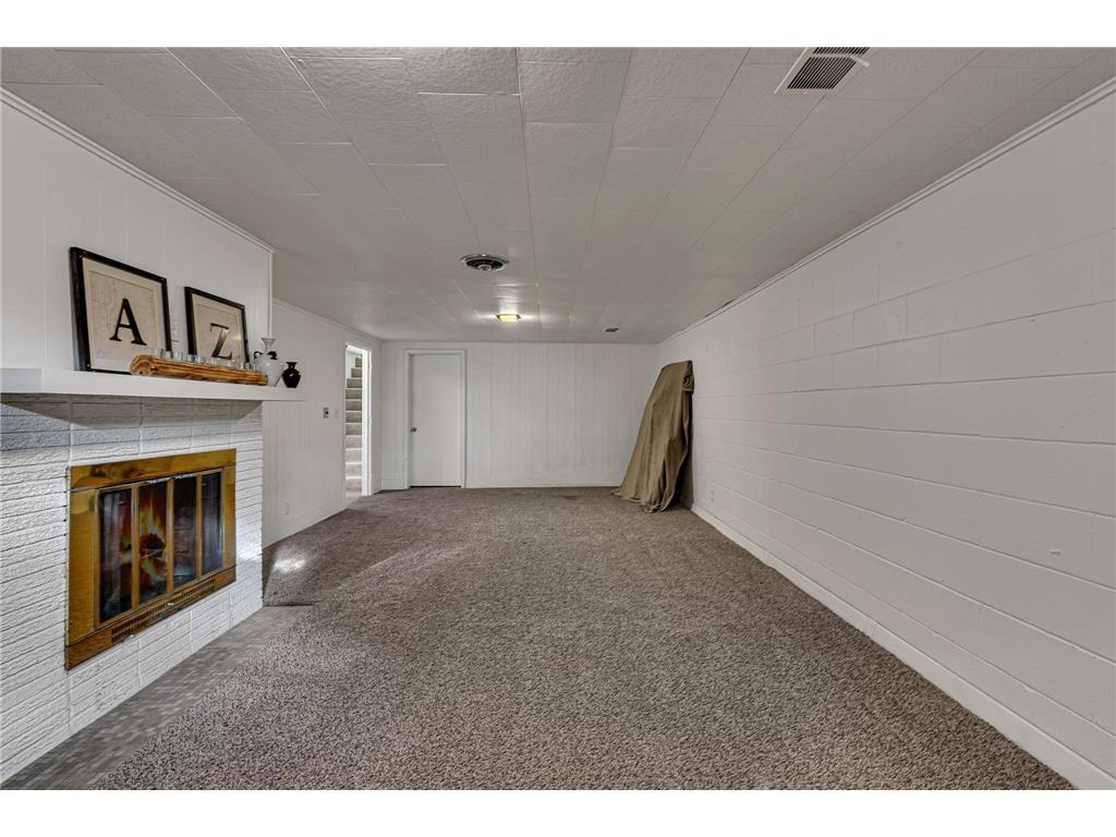 990 Hassan Street SE Hutchinson MN 55350 6810735 image15