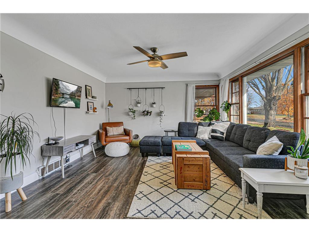 990 Hassan Street SE Hutchinson MN 55350 6810735 image2