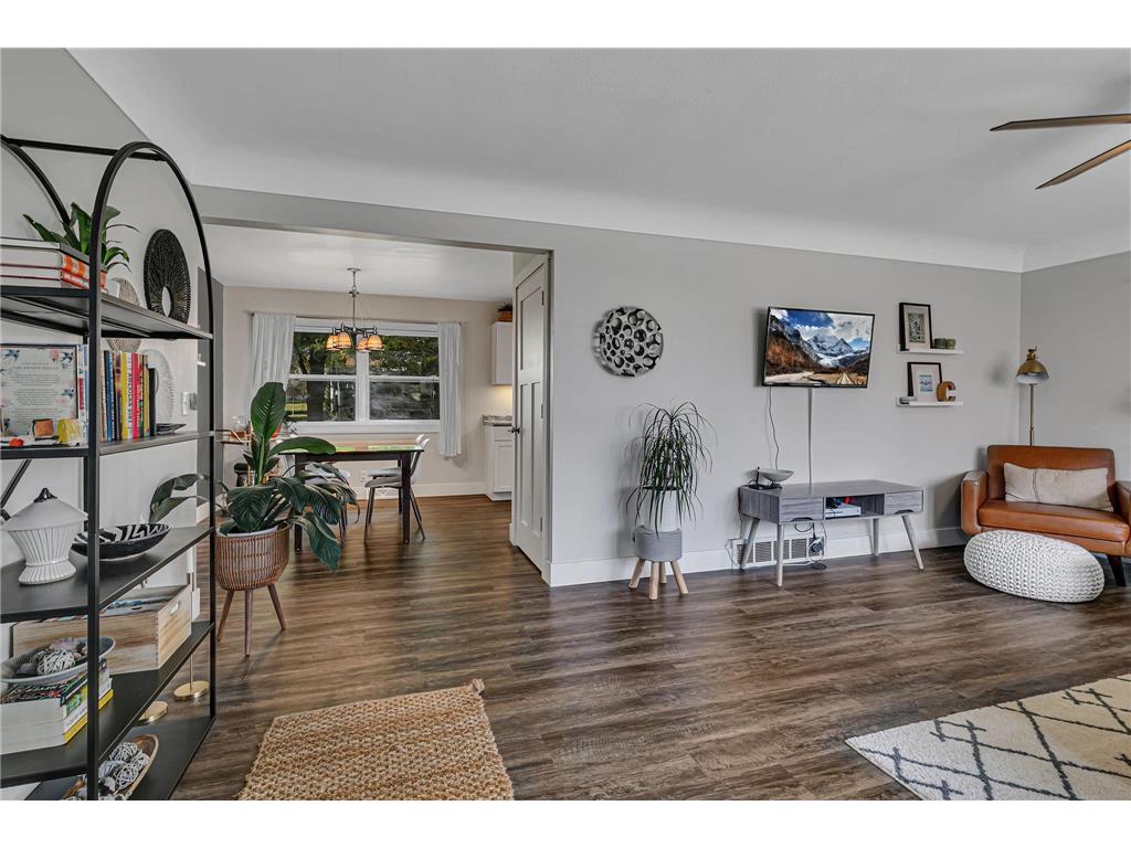 990 Hassan Street SE Hutchinson MN 55350 6810735 image8