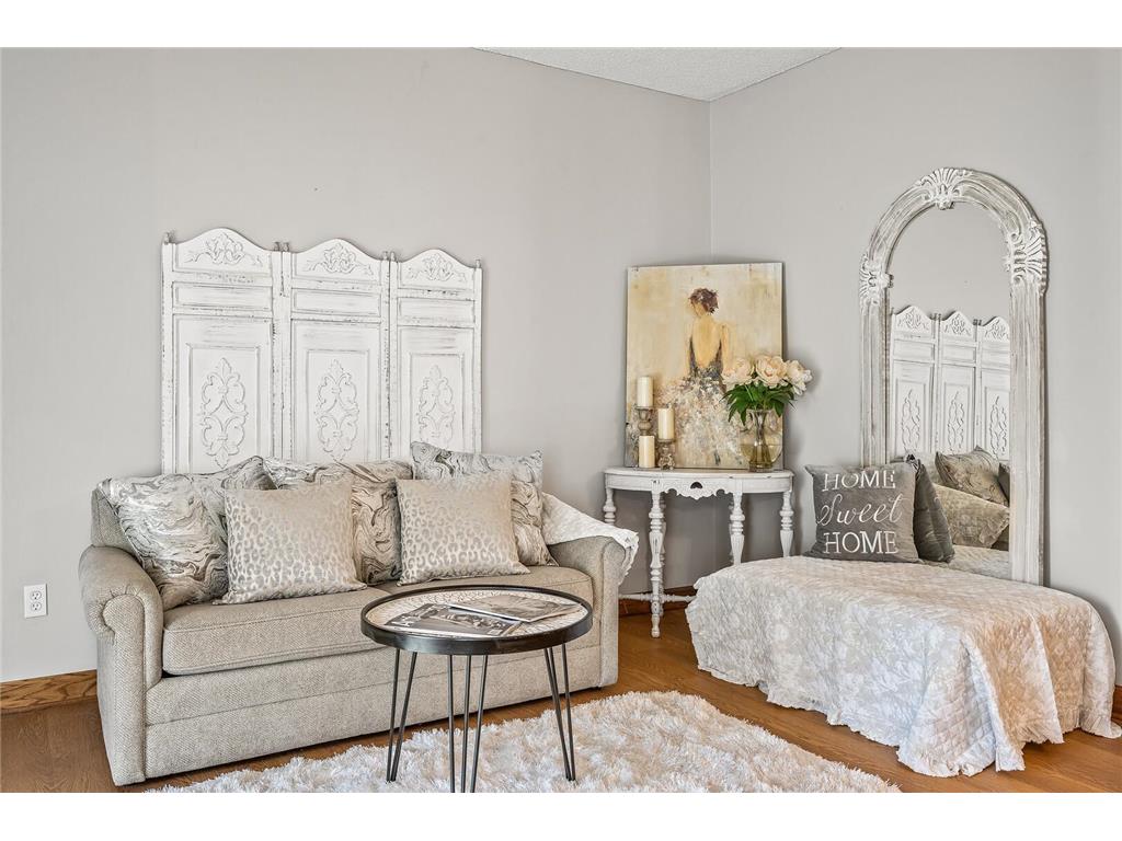 990 Kensington Trail #103 Eagan MN 55123 6396010 image1