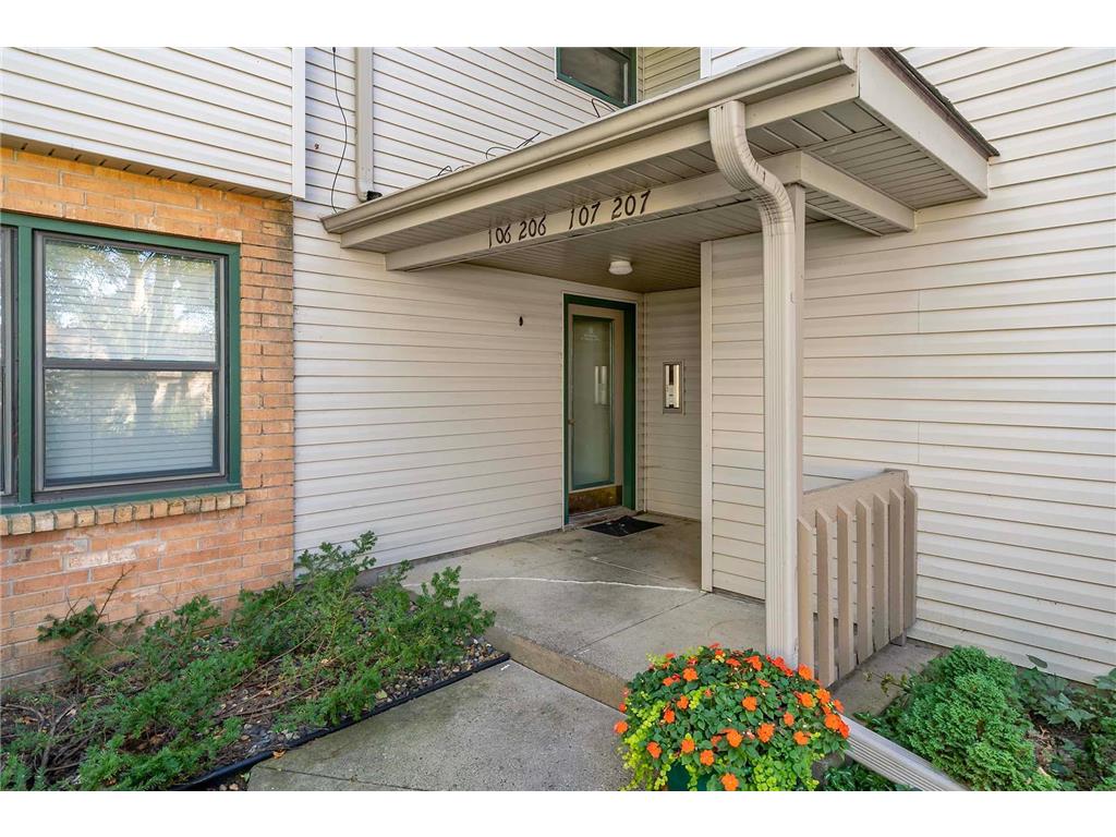 990 Kensington Trail #207 Eagan MN 55123 6604578 image1