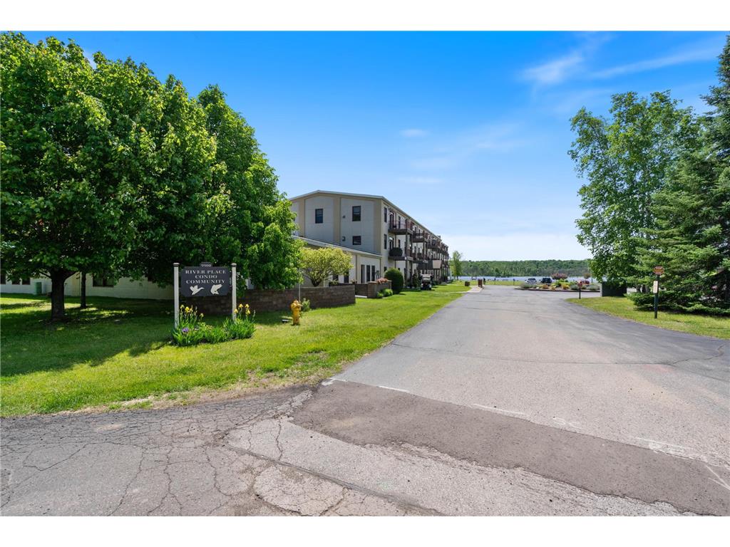 9900 Hudson Boulevard #200 Duluth MN 55808 7093907 image26