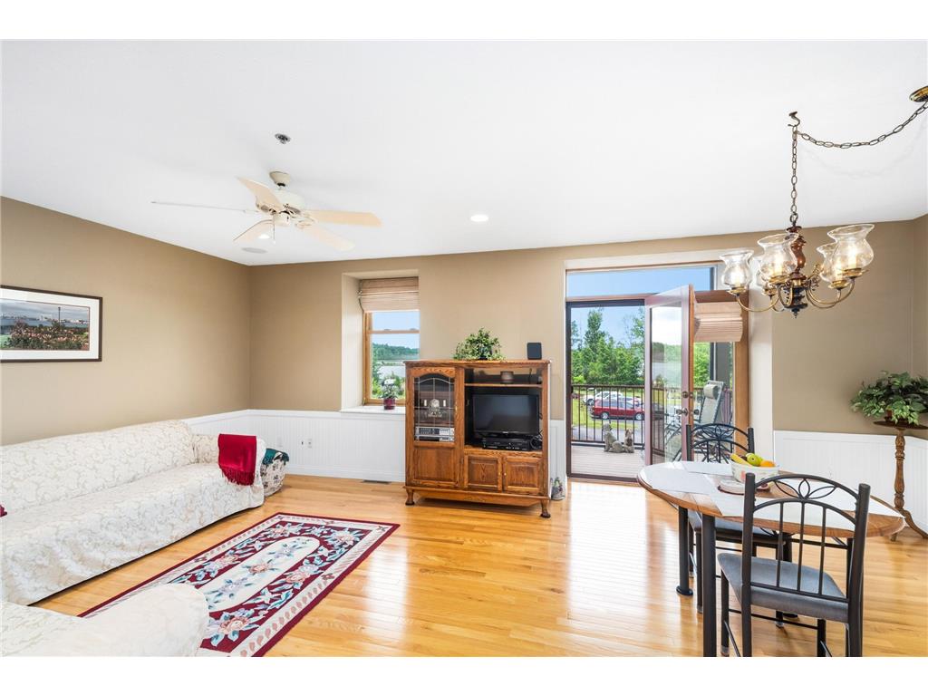 9900 Hudson Boulevard #202 Duluth MN 55808 - St Louis River 7095898 image16