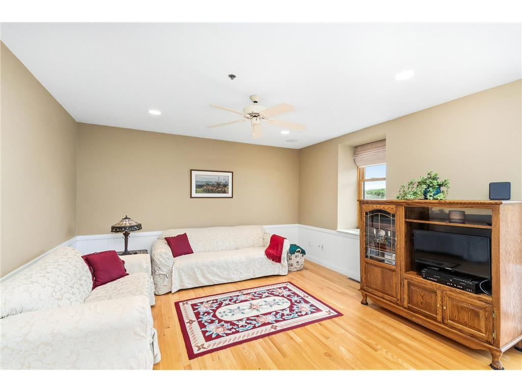 9900 Hudson Boulevard #202 Duluth MN 55808 - St Louis River 7095898 image19