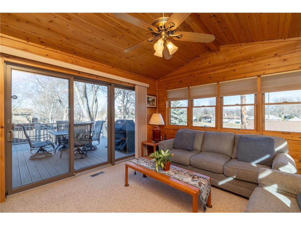 9901 Oakland Avenue S Bloomington MN 55420 7038034 image11