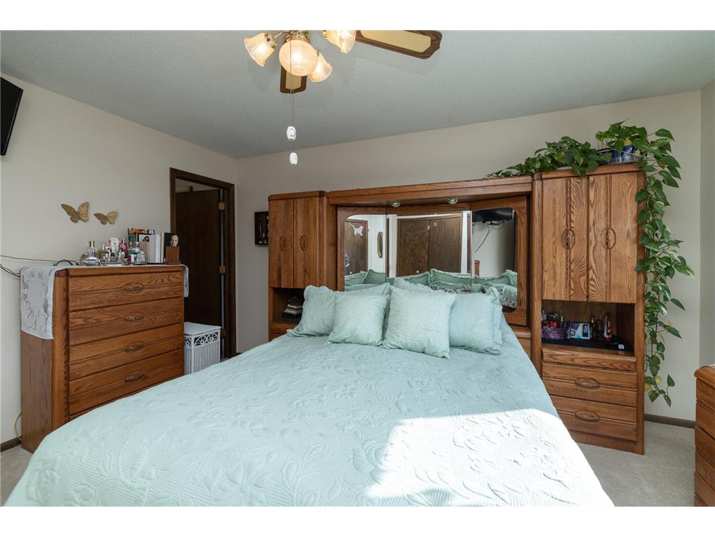 9901 Oakland Avenue S Bloomington MN 55420 7038034 image19