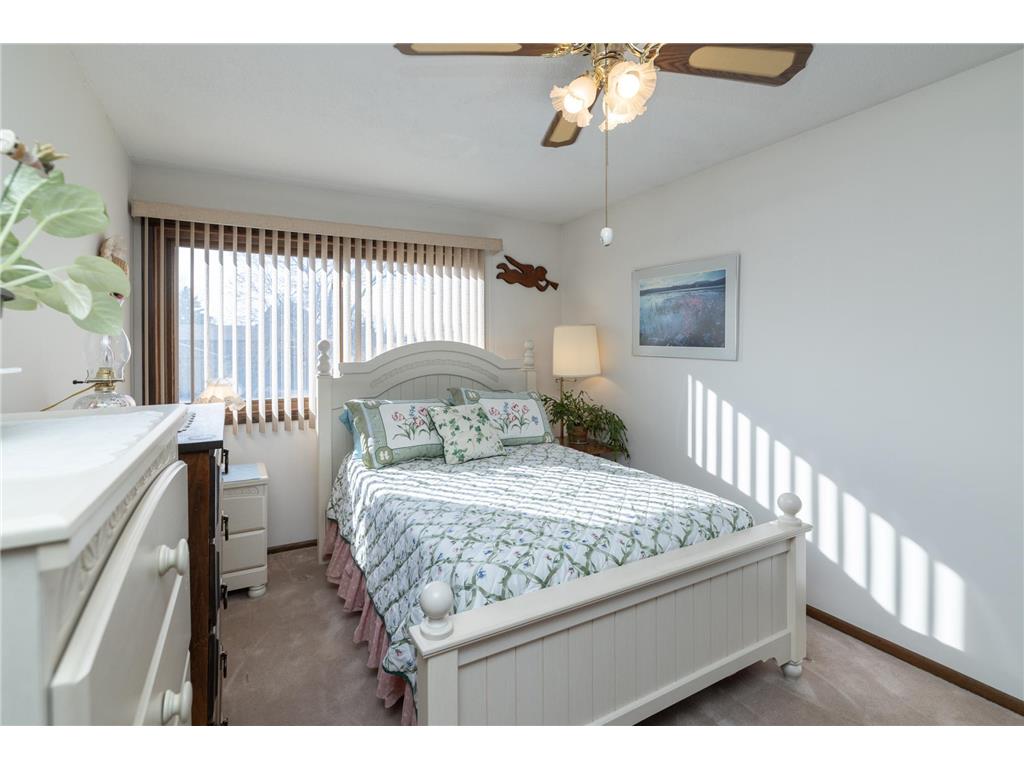 9901 Oakland Avenue S Bloomington MN 55420 7038034 image23