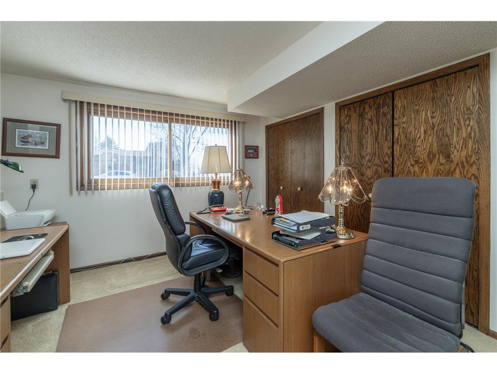 9901 Oakland Avenue S Bloomington MN 55420 7038034 image26