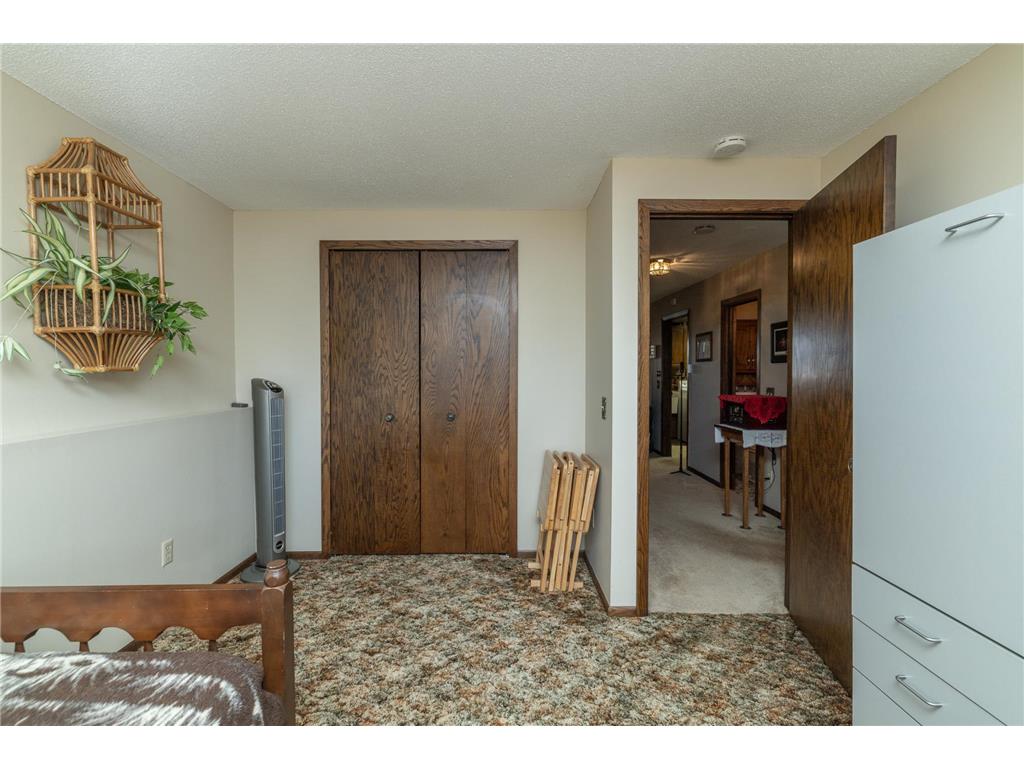 9901 Oakland Avenue S Bloomington MN 55420 7038034 image29
