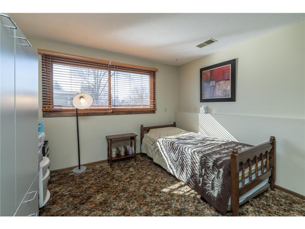 9901 Oakland Avenue S Bloomington MN 55420 7038034 image30