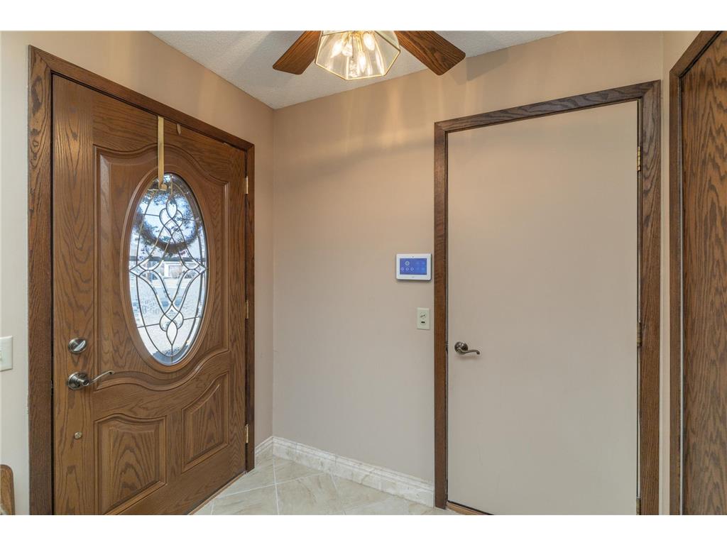 9901 Oakland Avenue S Bloomington MN 55420 7038034 image39