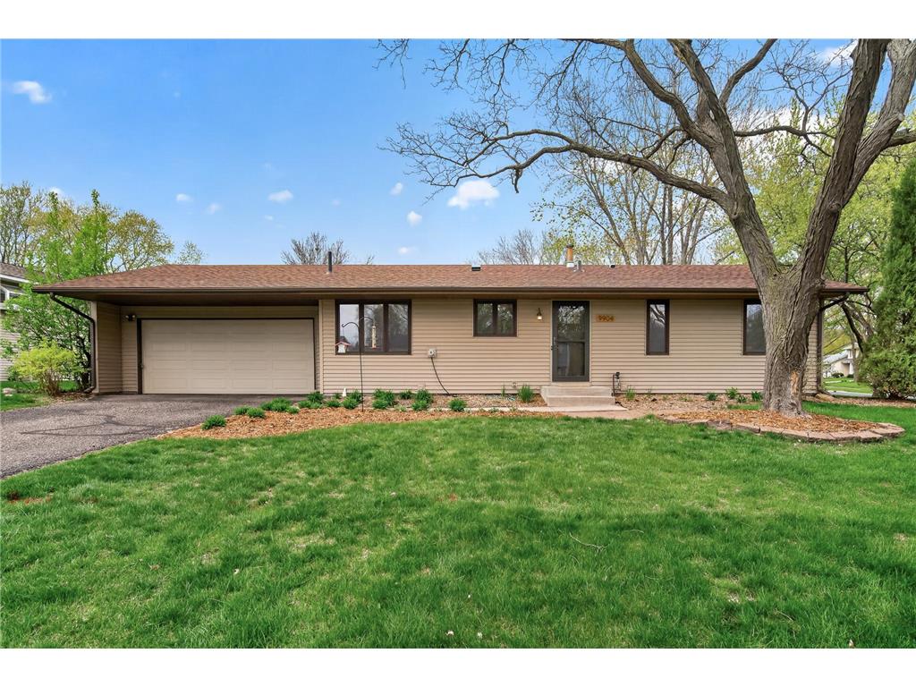 9904 107th Place N Maple Grove MN 55369 7028993 image1