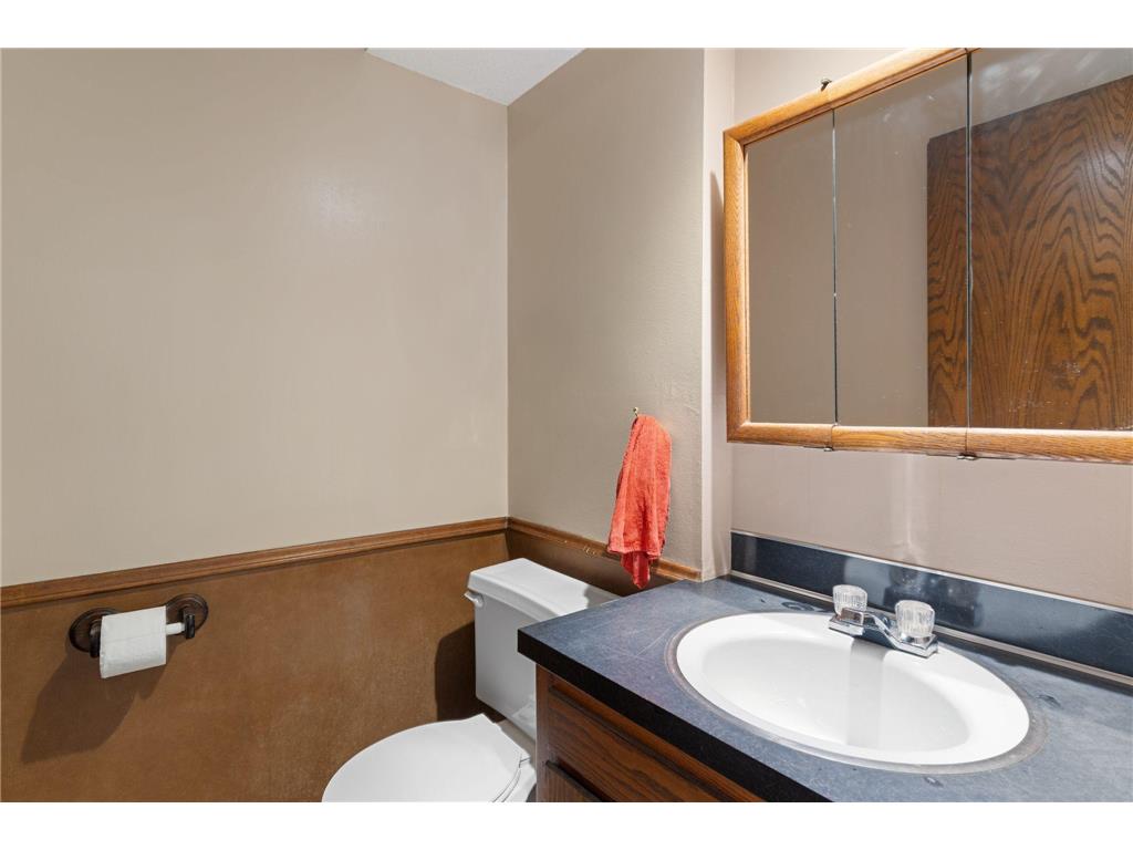 9908 Oxborough Road Bloomington MN 55437 7061101 image18