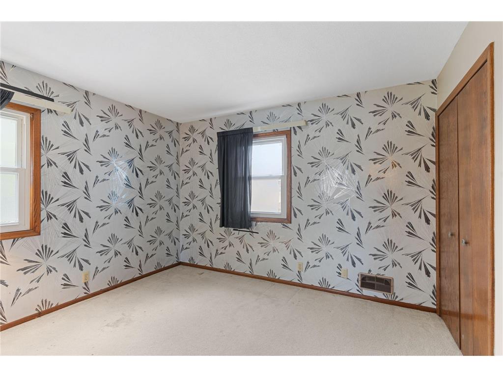 9908 Oxborough Road Bloomington MN 55437 7061101 image26