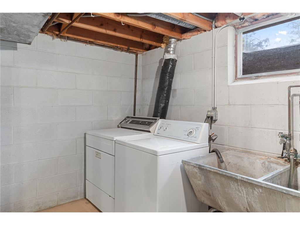 9908 Oxborough Road Bloomington MN 55437 7061101 image30