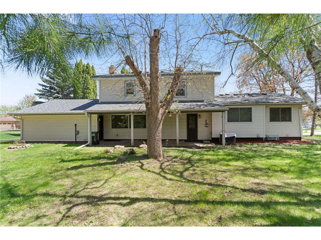 9908 Oxborough Road Bloomington MN 55437 7061101 image35