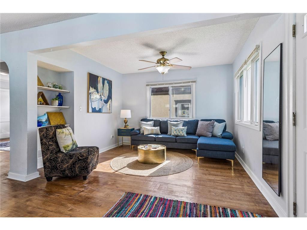 991 Minnehaha Avenue W Saint Paul MN 55104 7082282 image3