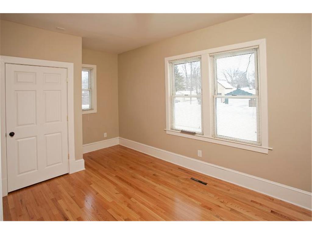 991 Wakefield Avenue Saint Paul MN 55106 7070432 image17