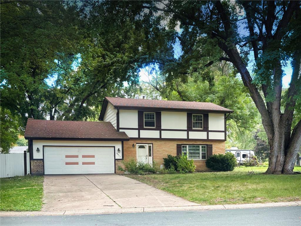 9911 Johnson Circle Bloomington MN 55437 6800169 image1