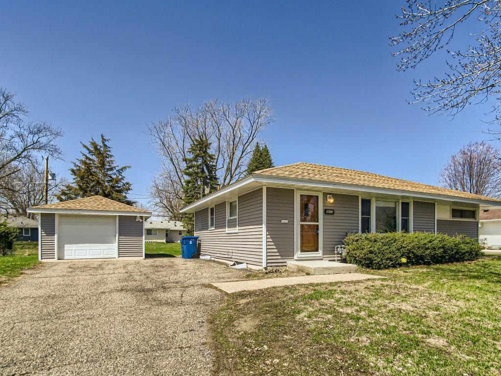 9912 10th Avenue S Bloomington MN 55420 6761421 image1