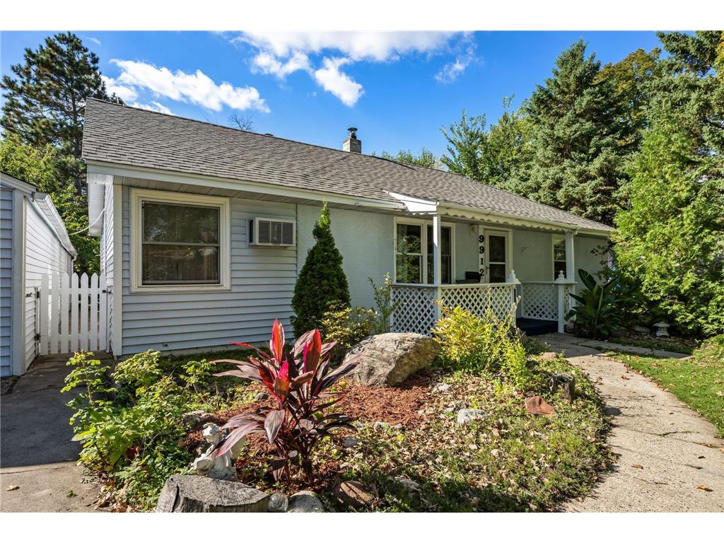 9912 2nd Avenue S Bloomington MN 55420 6795197 image1