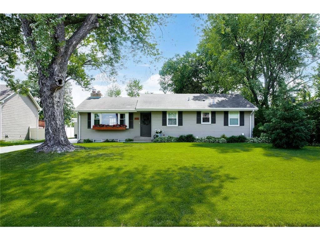 9915 Newton Avenue S Bloomington MN 55431 6331296 image1