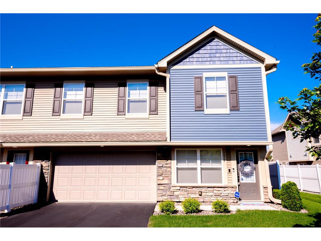 9917 5th Street Lane N Lake Elmo MN 55042 6252332 image1