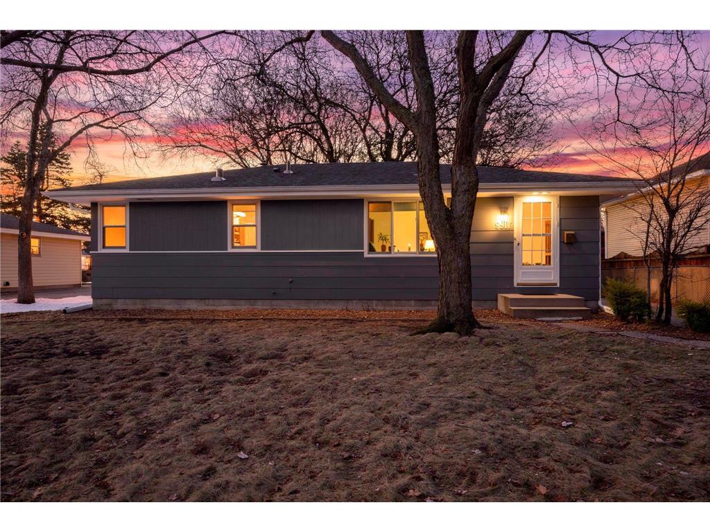 9917 Pillsbury Avenue S Bloomington MN 55420 7041396 image1