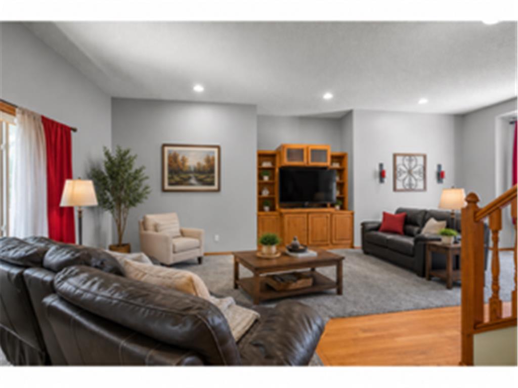 9918 Kiwi Avenue N Brooklyn Park MN 55443 7081946 image3