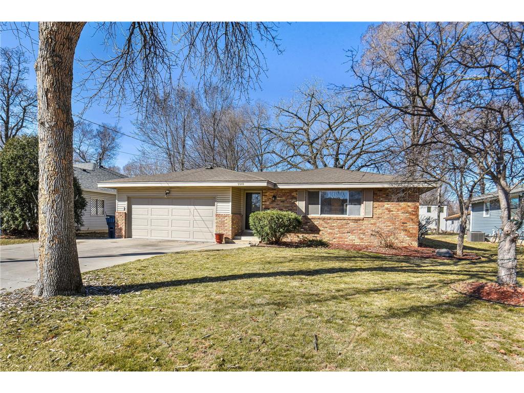 9918 Pillsbury Avenue S Bloomington MN 55420 6506992 image1
