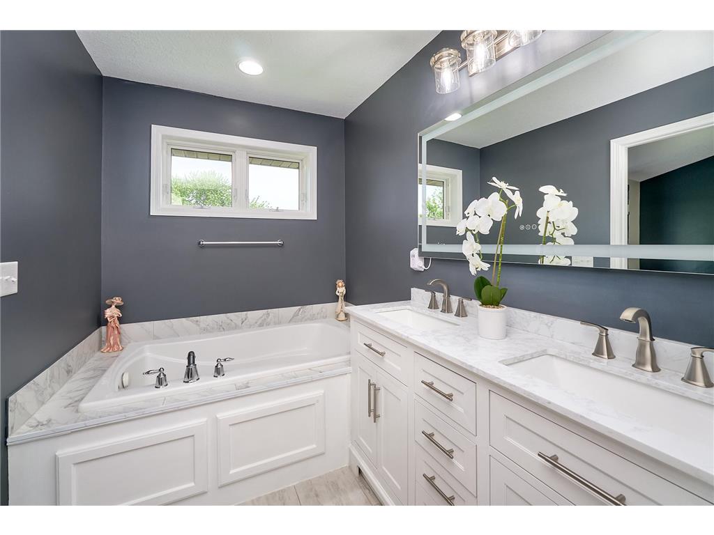 9918 Scott Avenue N Brooklyn Park MN 55443 7074911 image18
