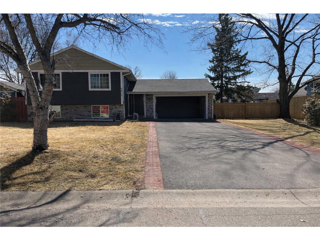 9919 129th Avenue N Champlin MN 55316 7045411 image1