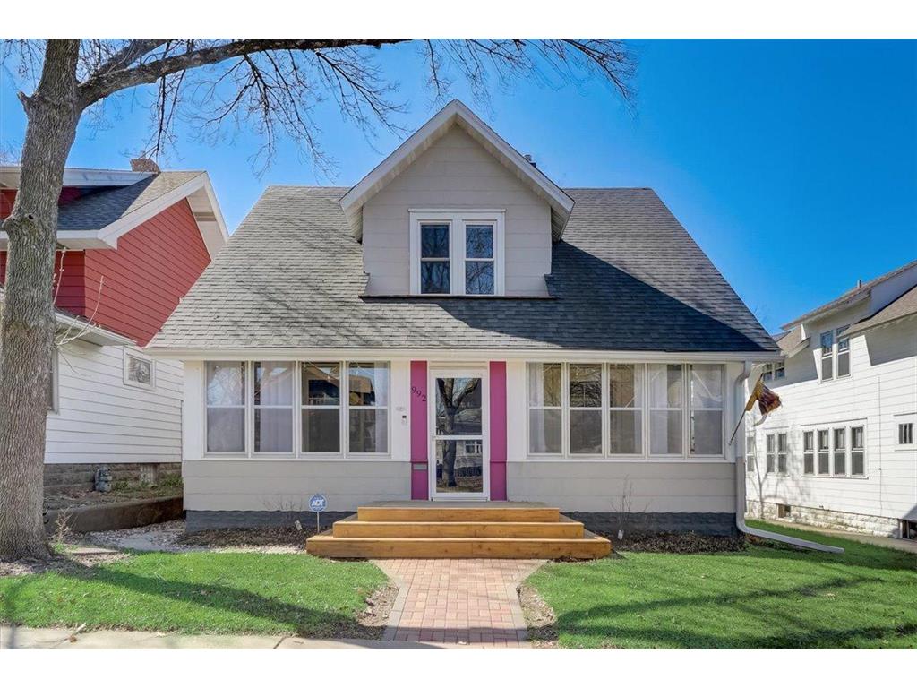 992 5th Street E Saint Paul MN 55106 6351245 image1