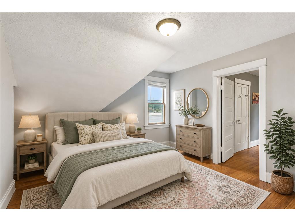 992 Bellows Street West Saint Paul MN 55118 7106778 image14