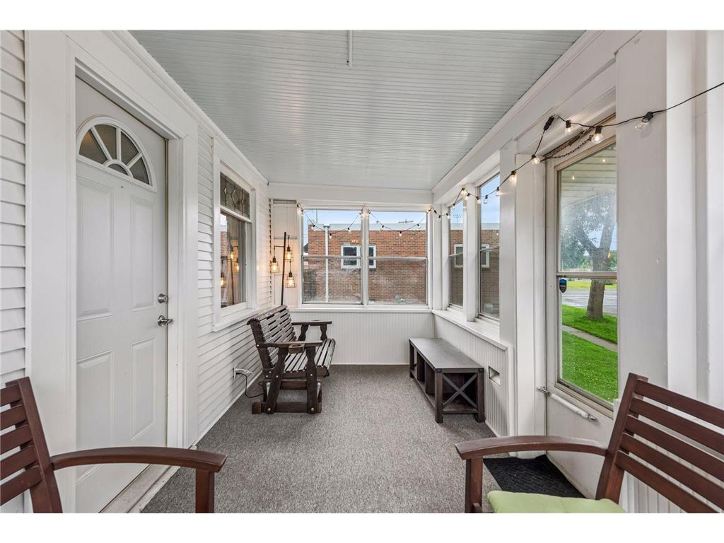 992 Bellows Street West Saint Paul MN 55118 7106778 image16