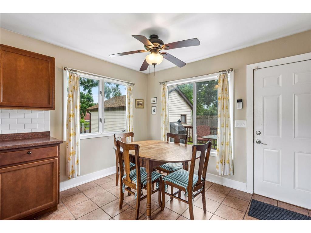 992 Bellows Street West Saint Paul MN 55118 7106778 image25
