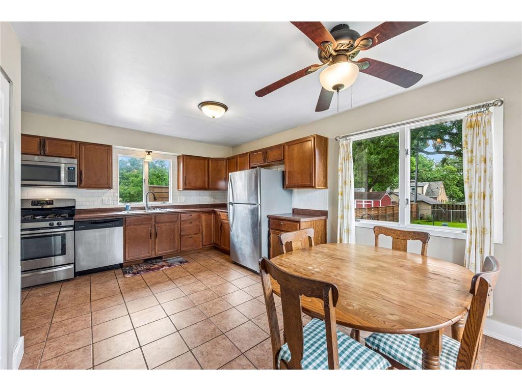 992 Bellows Street West Saint Paul MN 55118 7106778 image26