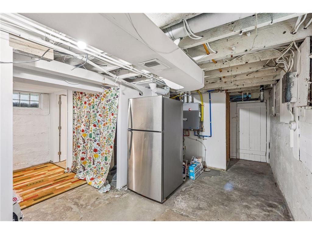 992 Bellows Street West Saint Paul MN 55118 7106778 image32