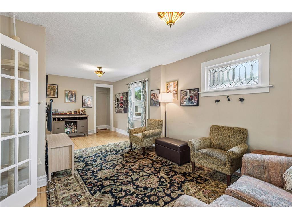 992 Bellows Street West Saint Paul MN 55118 7106778 image4