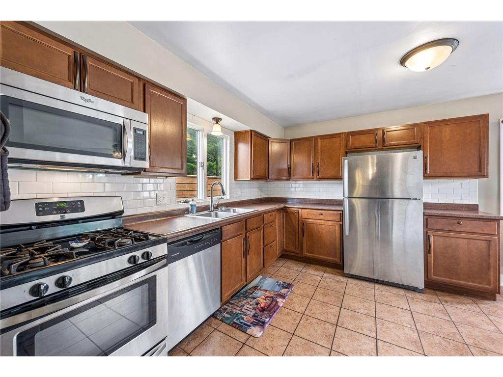 992 Bellows Street West Saint Paul MN 55118 7106778 image5