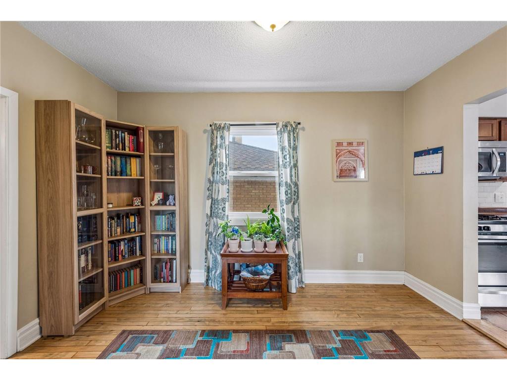 992 Bellows Street West Saint Paul MN 55118 7106778 image9