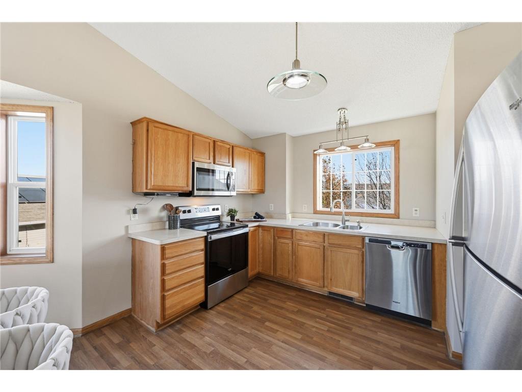 992 Farmers Ridge Trail Belle Plaine MN 56011 6805104 image10