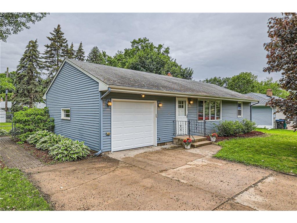 992 Ryan Avenue W Roseville MN 55113 6550268 image1