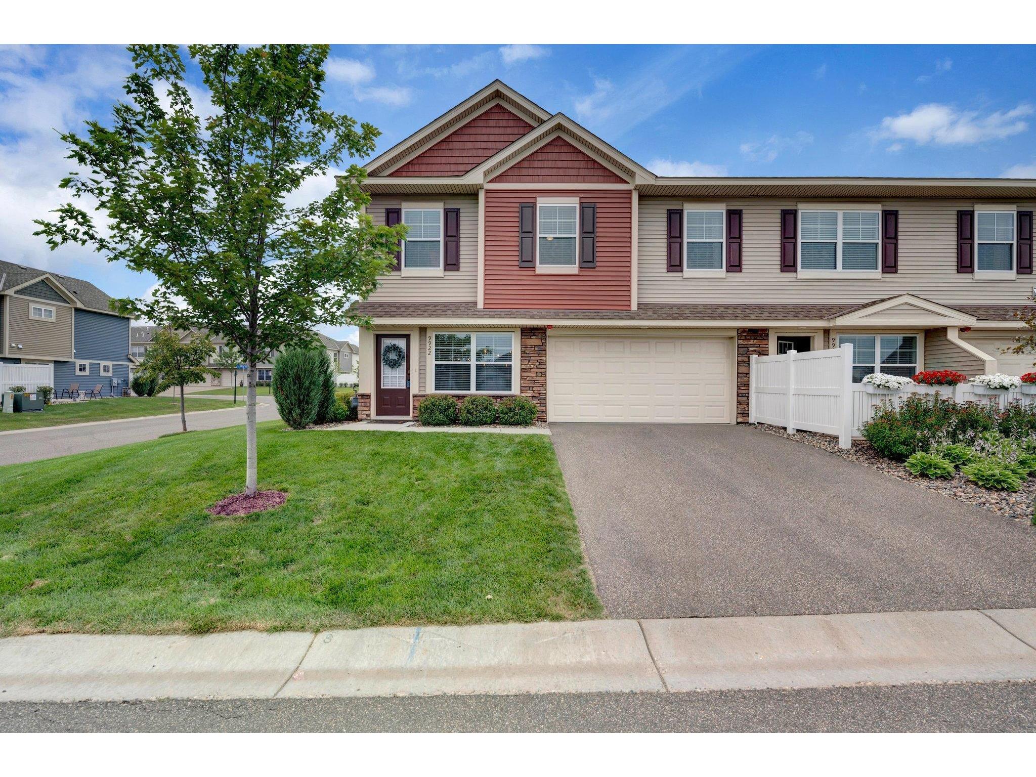 9922 5th Street Lane N, Lake Elmo, MN 55042 MLS 6028108 Edina Realty