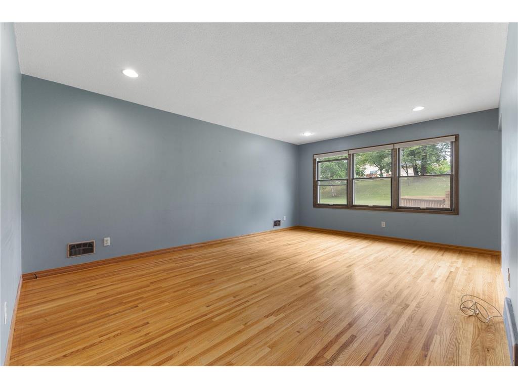 9924 Little Circle Bloomington MN 55437 7096280 image18