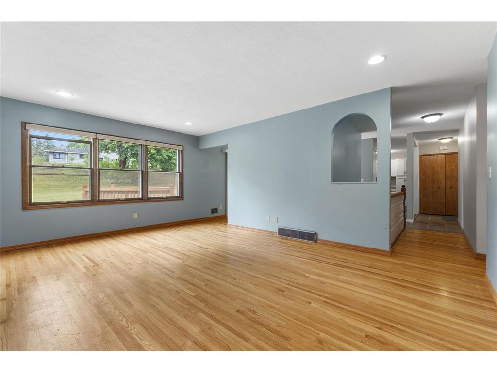 9924 Little Circle Bloomington MN 55437 7096280 image19