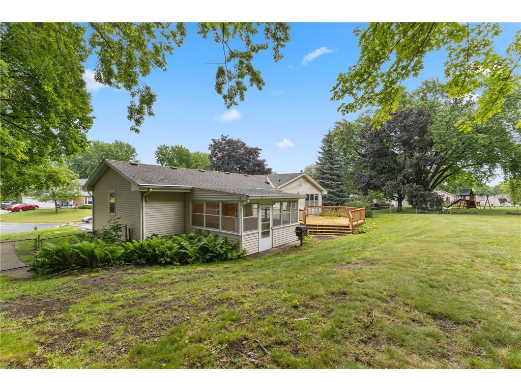 9924 Little Circle Bloomington MN 55437 7096280 image46