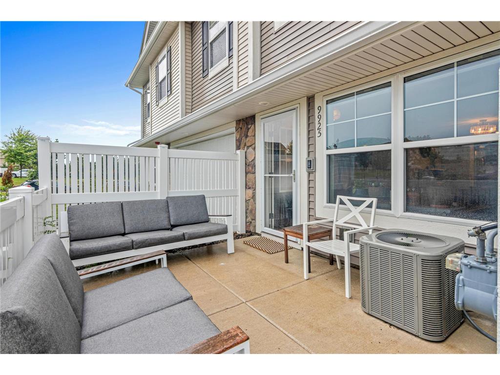 9925 5th Street Lane N Lake Elmo MN 55042 6759996 image1