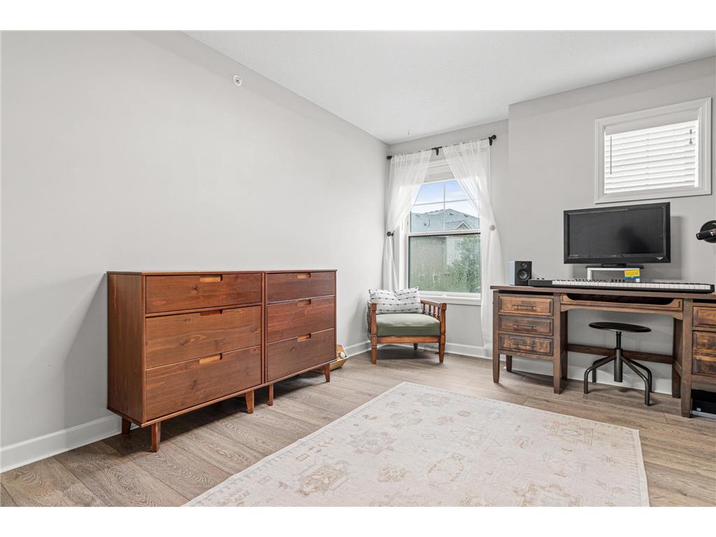 9925 5th Street Lane N Lake Elmo MN 55042 6759996 image18